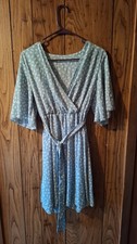 Women's Shein size M Dress with belt