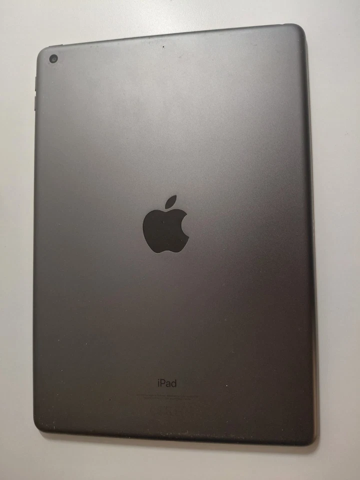 Apple iPad (7th generation) · 32GB · Wi-Fi, foto 3 di 4