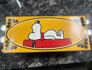 Avon Snoopy Peanuts Ceramic Soap Dish w/ 3 oz Soap Set Free Standing