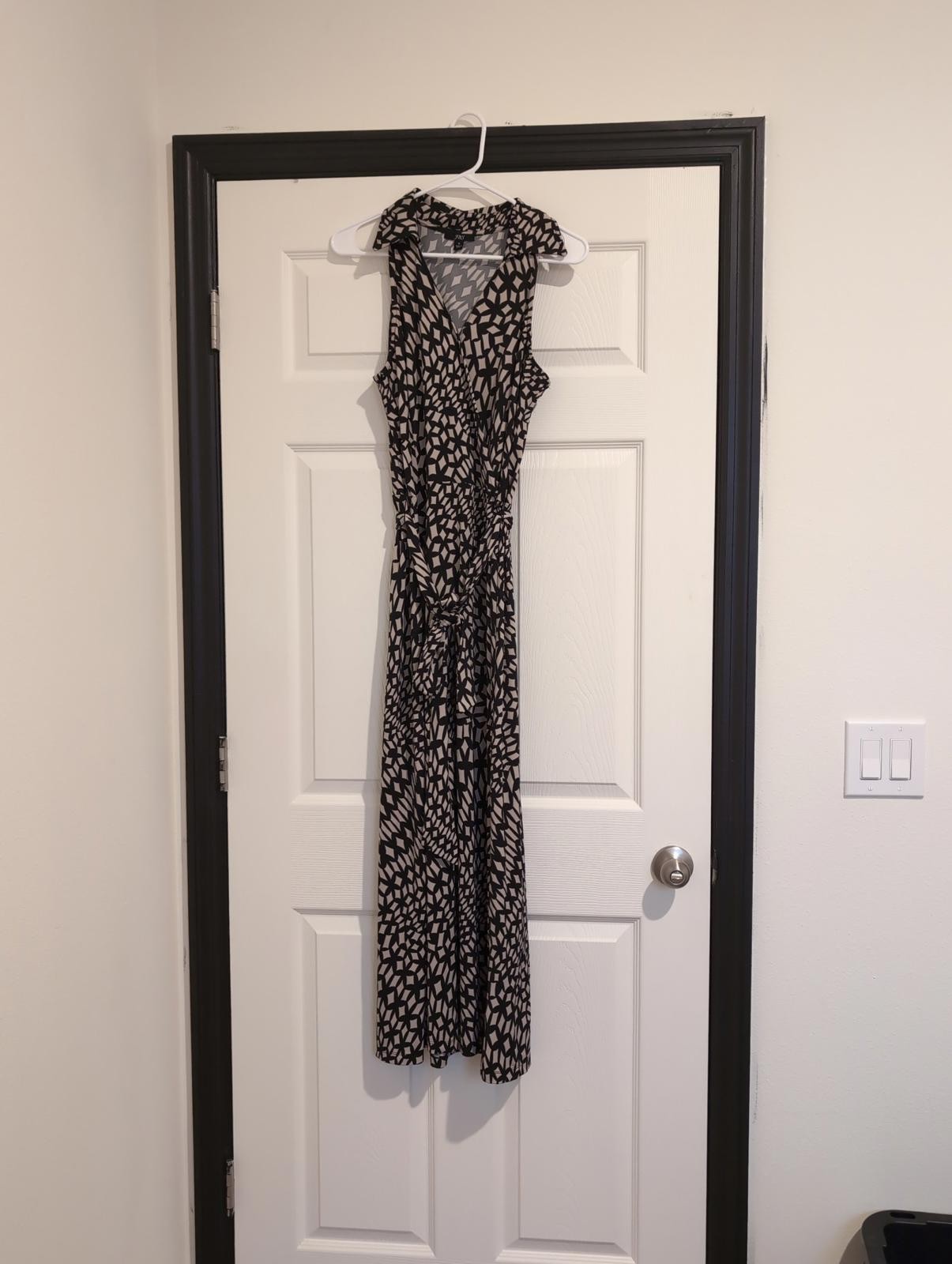 Medium tan and black dress