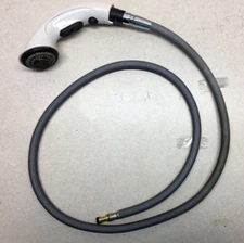 Moen Pull-out Spray Nozzle, Kitchen Faucet Model 87666 or similar - White, used