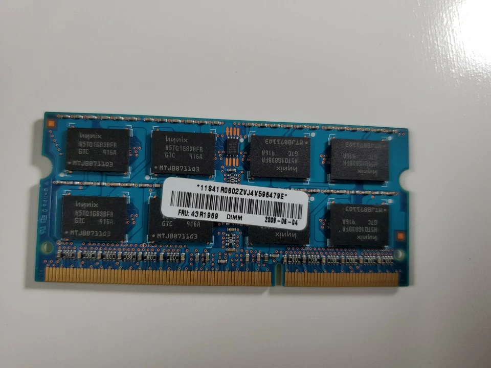 2GB 2RX8 PC3-8500S Hynix HMT125S6BFR8C-G7 NO AA - Image 4 of 4