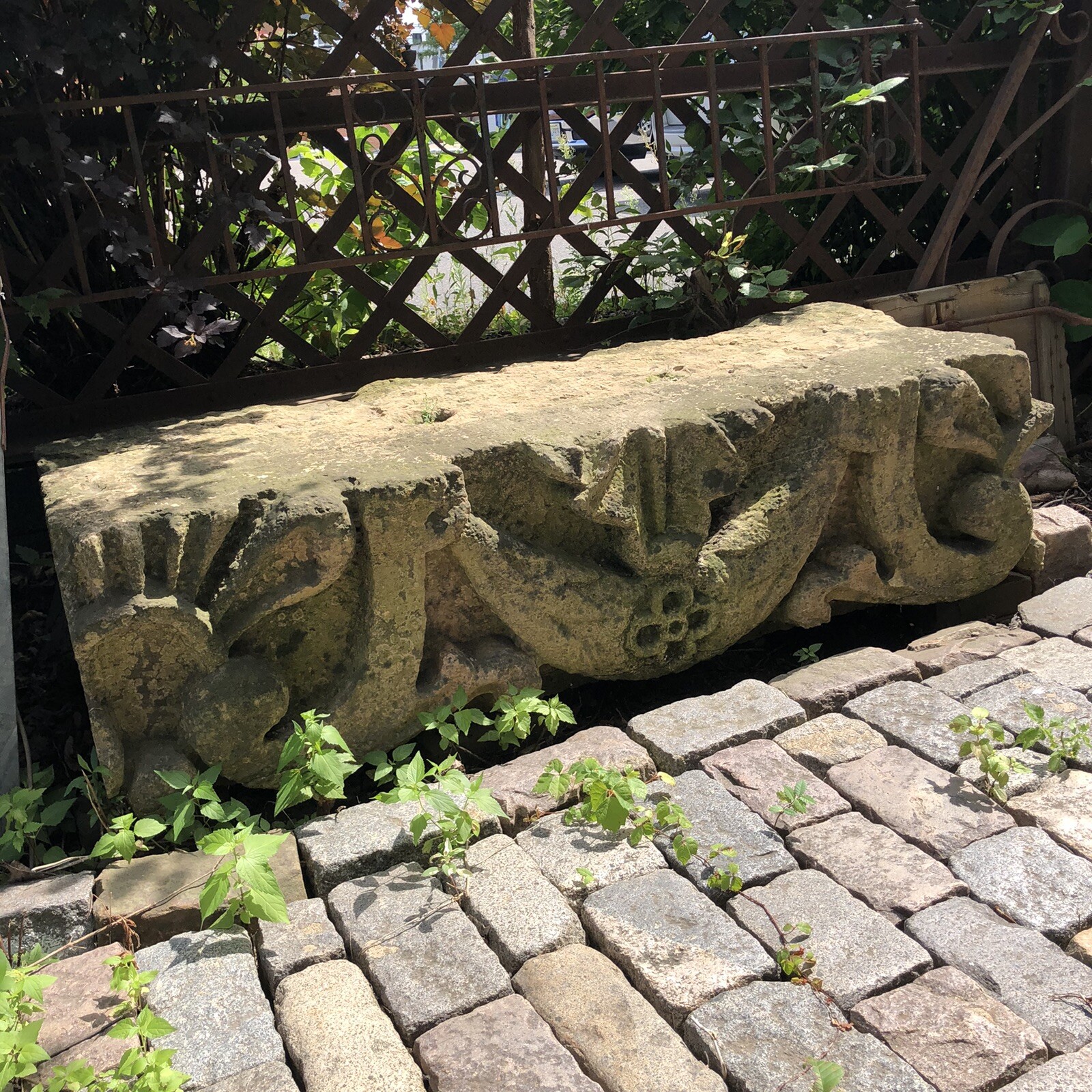 Huge Architectural Kasota Stone Building Facade Remnant Saint Paul