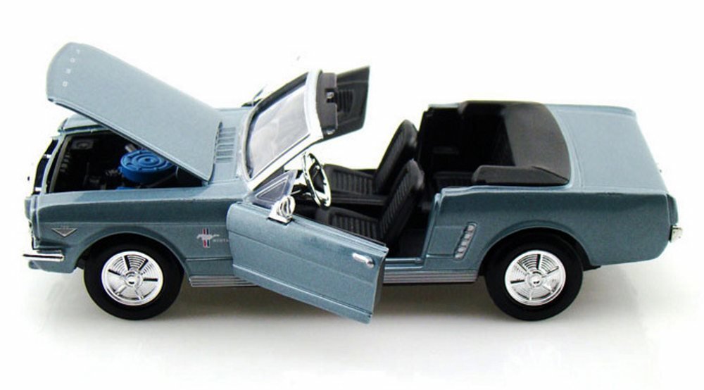 1964 1/2 Ford Mustang Convertible - Blue 1:24 Scale Model 1964 1/2 Ford Mustang Convertible - Blue 1:24 Scale Model