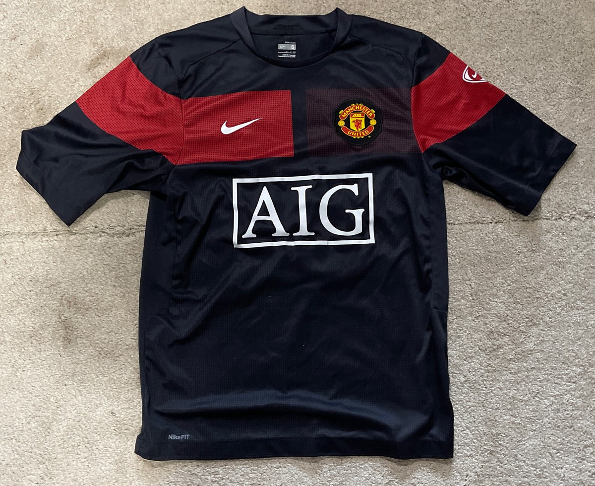 Manchester United Jersey Nike Men's Small Black / Red Rare Manchester United Jersey Nike Men's Small Black / Red Rare