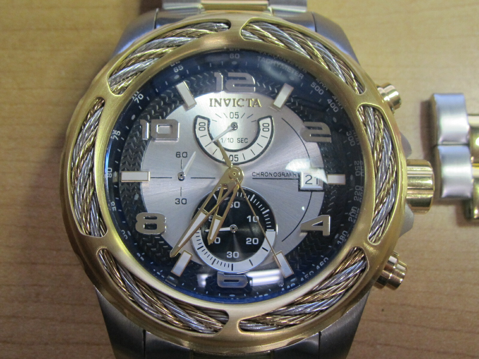 invicta 25629