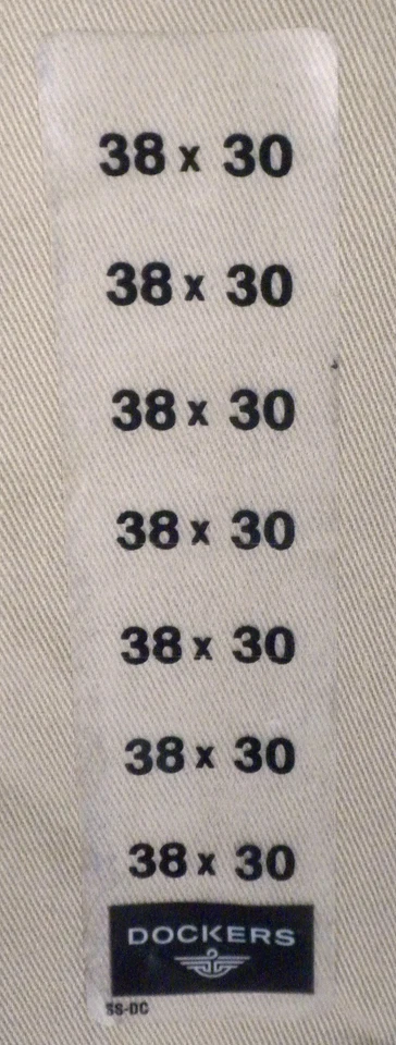 DOCKERS Vintage (NOS 2002) Men's Khaki Sand JEANS Size 38 x 30 - Image 2 of 4