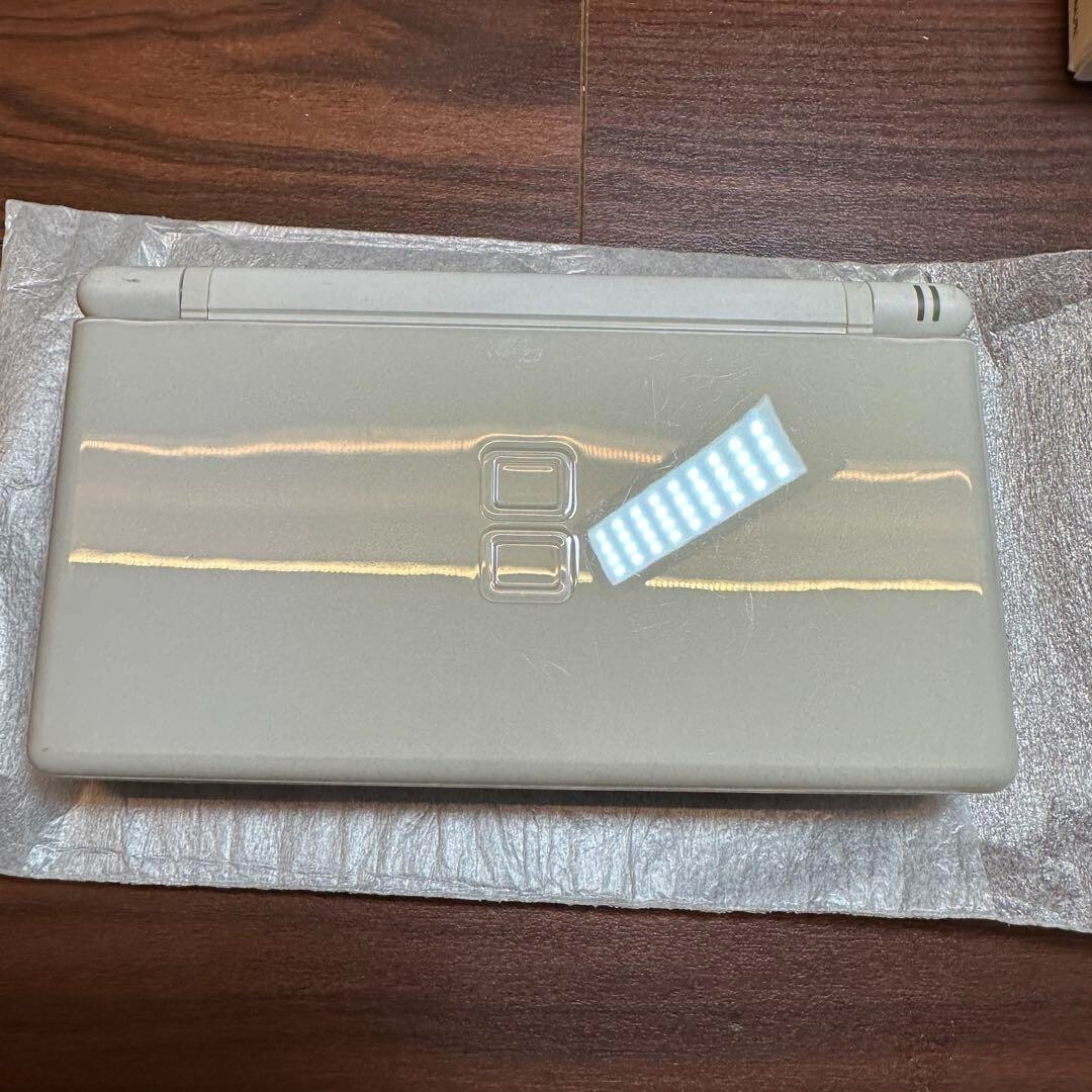 Nintendo DS Lite Handheld System - White (13306461) for sale