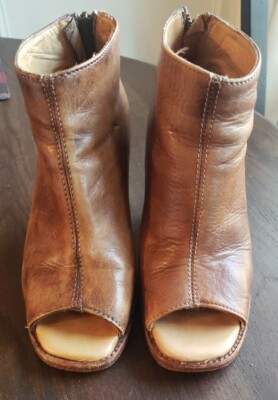 BED STU Leather Peep Toe Ankle Booties Sz 6.5 Bench Made