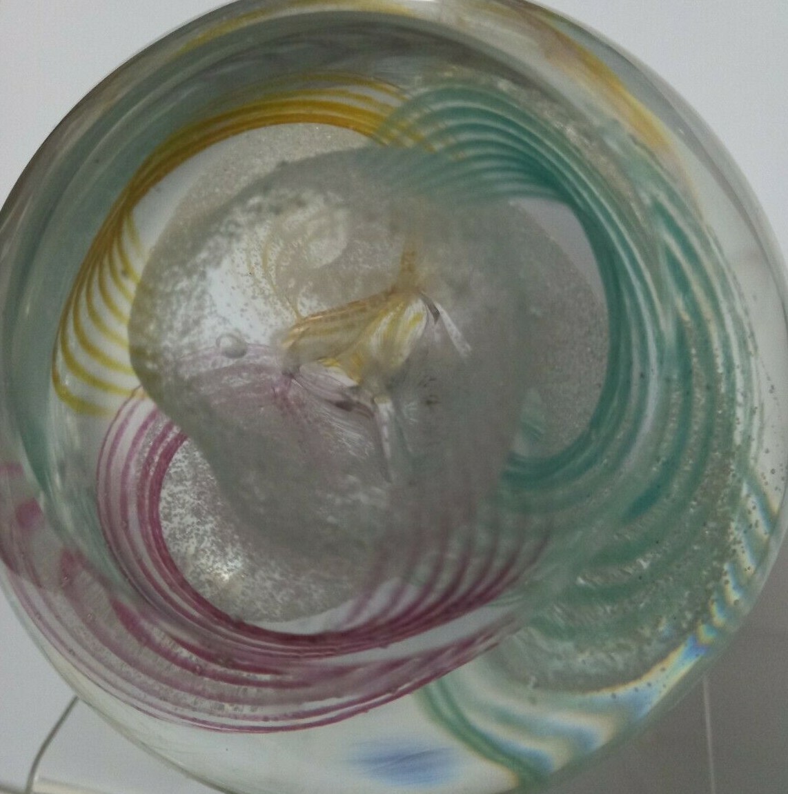 Vintage Caithness Glass "Daydreams" 1992 Paperweight with Stand and