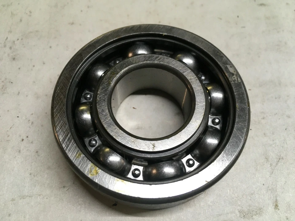 Nuevos rodamientos de contraeje de transmisión manual Federal Mogul 305 Foto 3 de 4