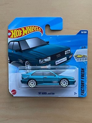  Hot Wheels Spielzeug Auto '87 Audi Quattro / Factory Fresh / Farbe: petrol  