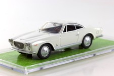 1963 Lancia Flaminia 3C 2.8 Coupé Speciale di Pininfarina 1:43 NEO NEO46995
