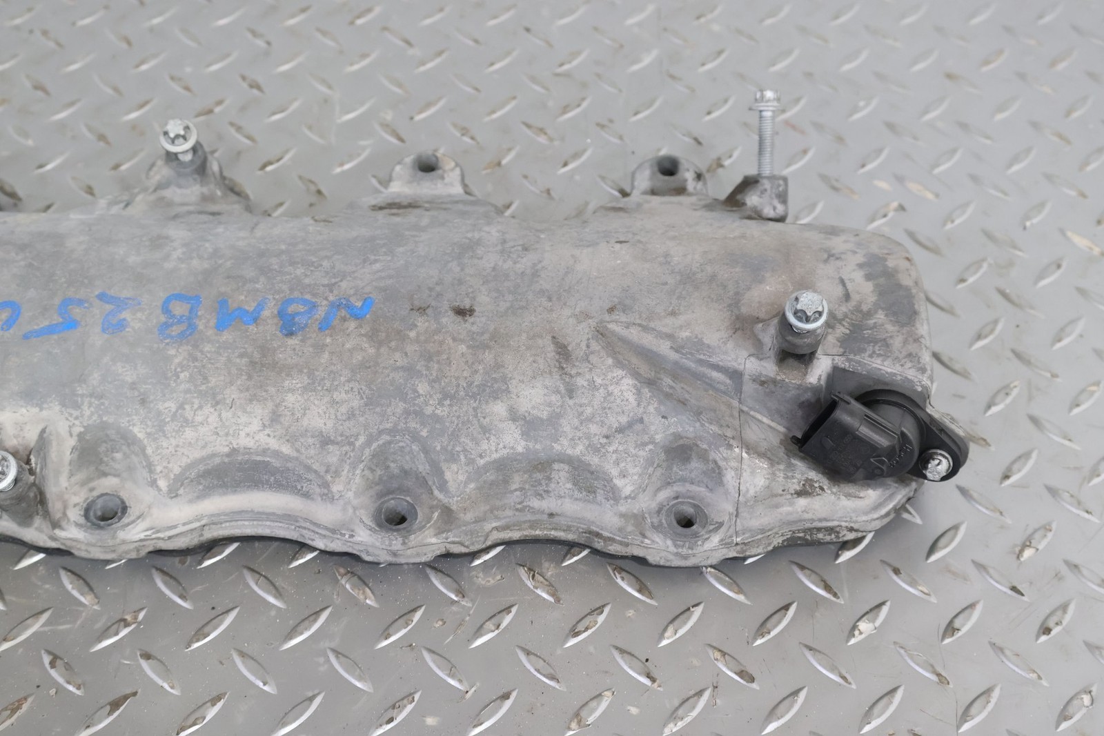 Maybach 57 2008-2011 RIGHT Engine cover
