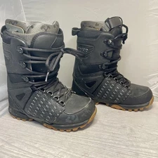 thirty two mens snowboard boots lashed 10 Winter Sports Black And White Laced