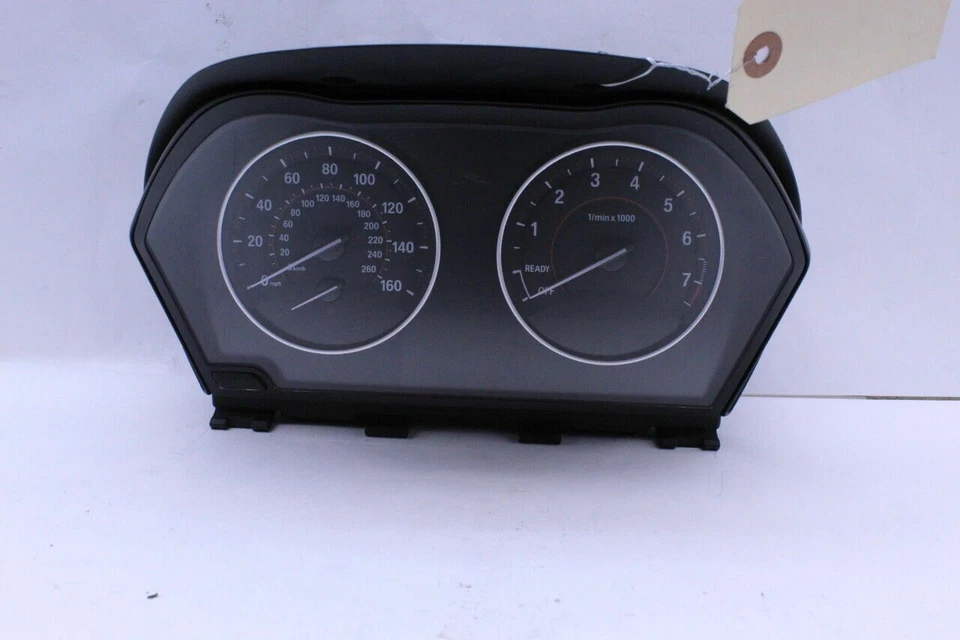 BMW M235i F22 2015 velocímetro Speedo cuadro de instrumentos OEM usado Foto 2 de 4