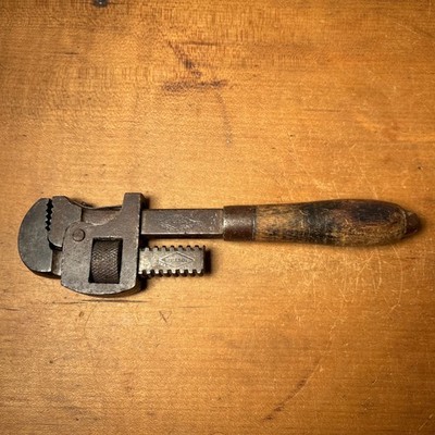 Vintage Stillson 7  Adjustable Pipe Wrench No. 8 Walworth Mfg. Co. Boston USA