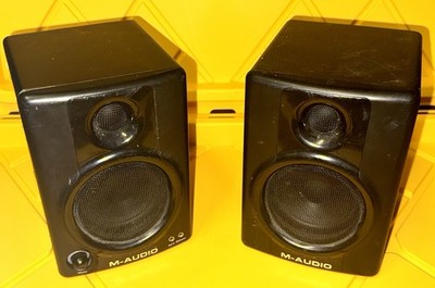 M-Audio Studiophile AV30 Powered Speakers Studio Monitors Black - PARTS ONLY