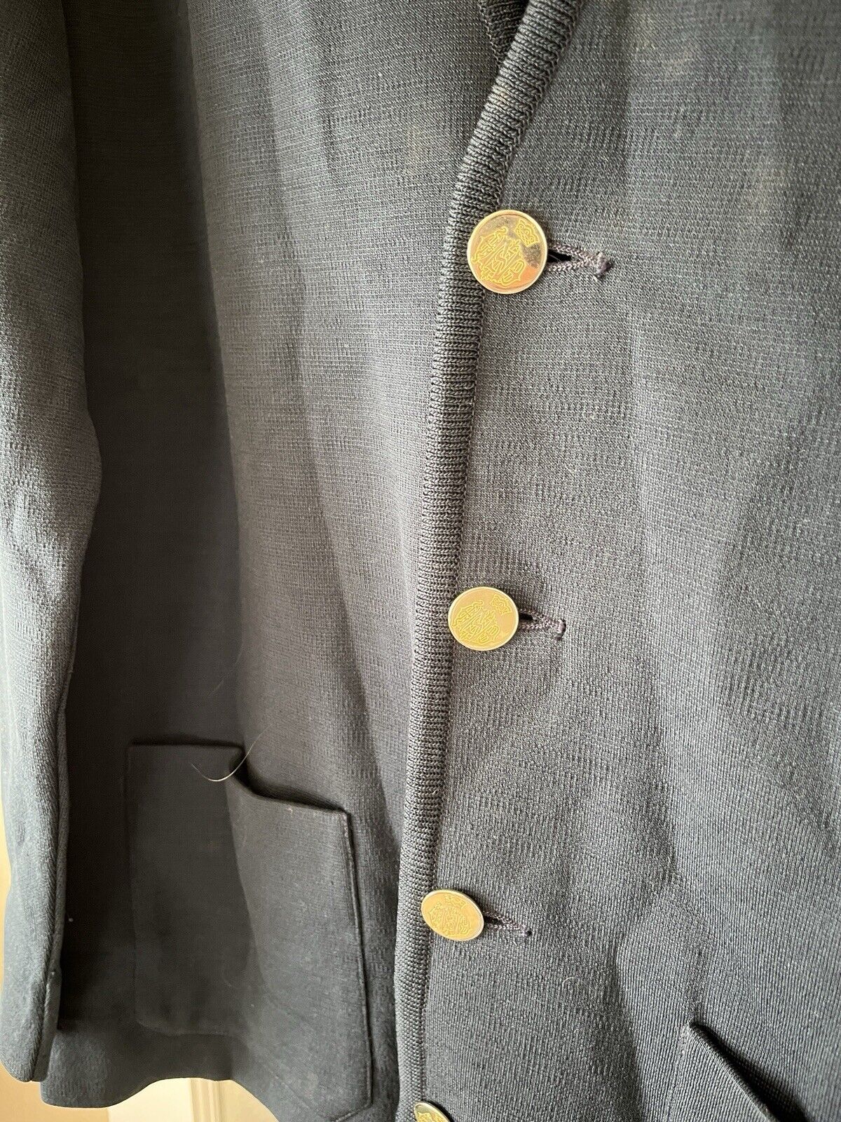 Picture 4 of 12