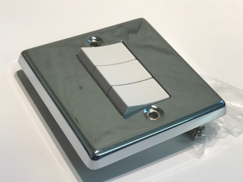 CRABTREE HIGHLY POLISHED CHROME 3 GANG 2 WAY SWITCH ad1a6 - Picture 2 of 3