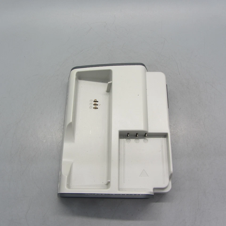 Pentax D-BC23 Battery Charging Stand Cradle for Pentax Optio Cameras - Image 2 of 4