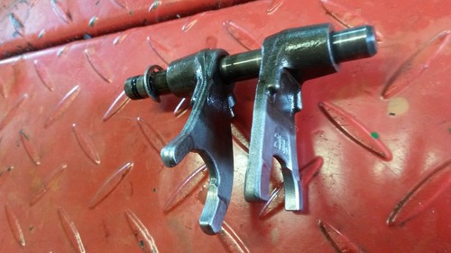 YAMAHA YFM RAPTOR 80 > TRANSMISSION SHIFT DRUM / CAM + FORKS # 29F-18512-00-00 - Picture 10 of 12