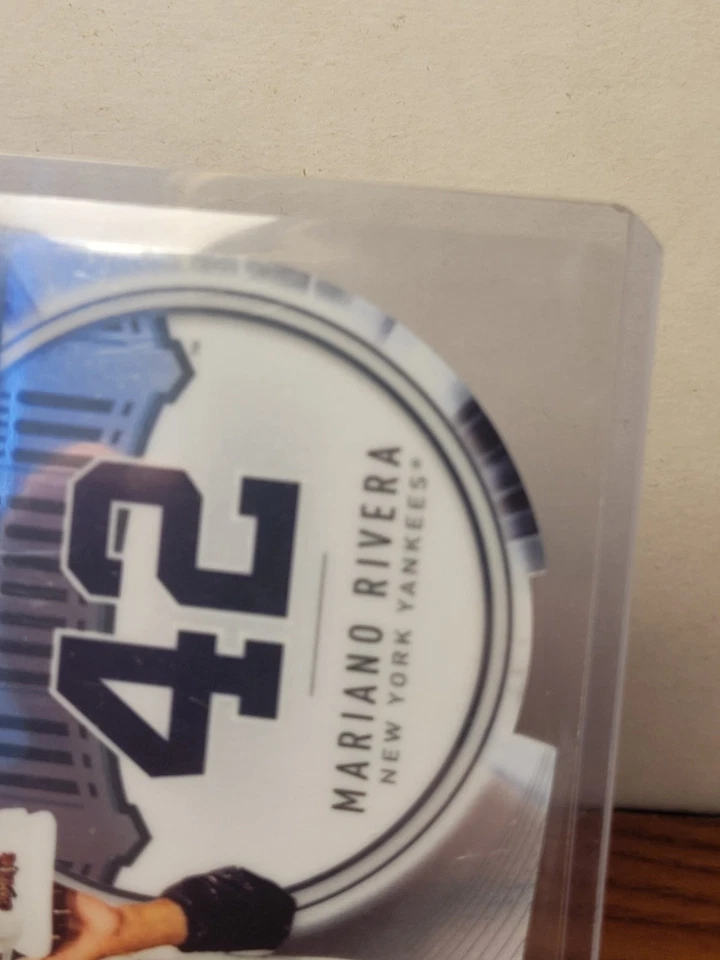 2019 Topps Finest - Finest Careers Die-Cut Mariano Rivera #FC-MR2 - Image 4 of 4