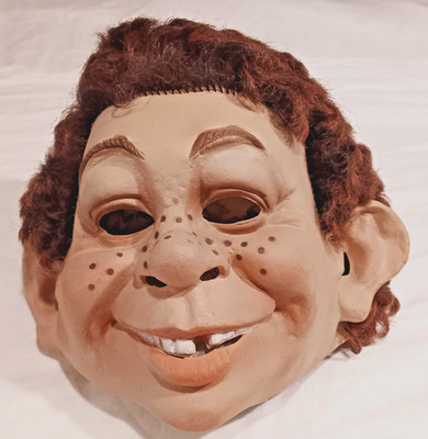 Alfred E Neuman Mask RARE Mad Magazine Collectible VTG 1981 Cesar Mask Excellent