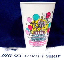 Vintage 1988 Chuck E Cheese's Happy Birthday Showbiz Pizza Time Plastic Cup