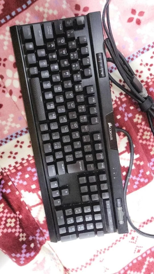 Corsair K70 RGB MK.2 Mechanical Gaming Keyboard MX Brown Switch Used - Image 2 of 2