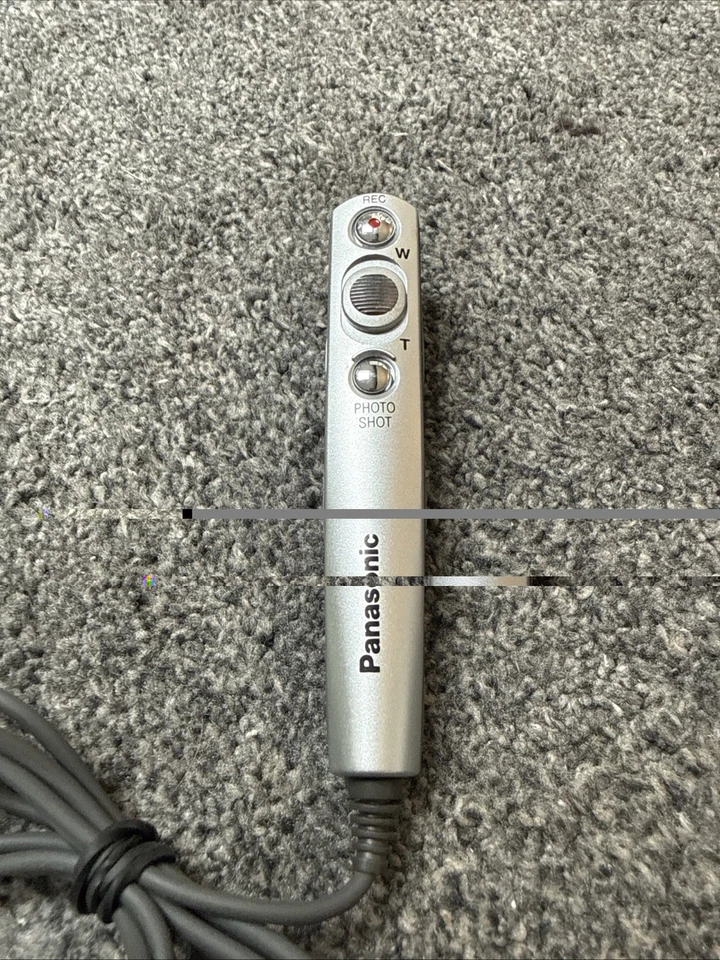 Genuine PANASONIC 3.5mm PHOTO SHOT Remote Control for Camcorder - Image 4 of 4