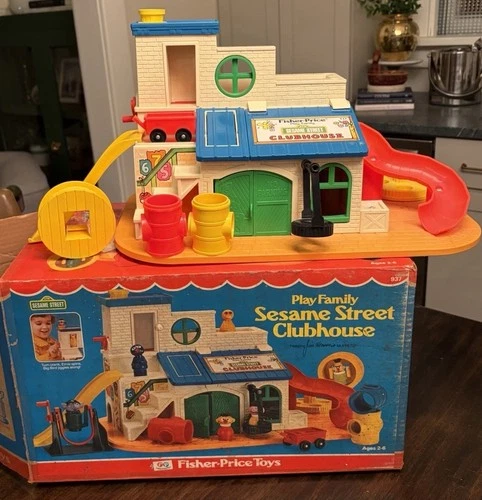 Vintage 1977 Fisher-Price Sesame Street Clubhouse #937 Play Family Set W Box