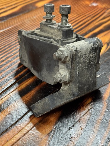 For Harley Davidson Front Motor Mount Engine Isolator 91-17 DYNA FXD
