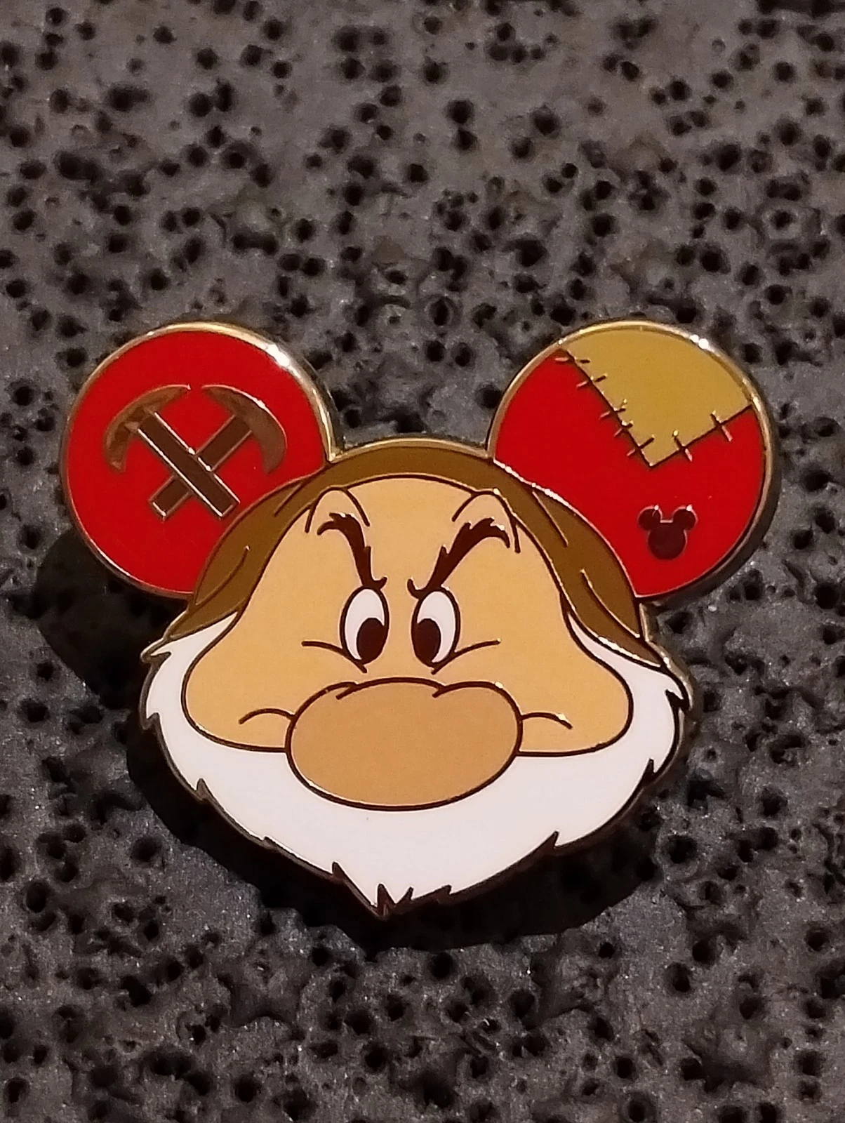 2024 Disney Disneyland Hidden Mickey Grumpy Ear Hats Trading Pin