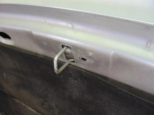 Cappuccio per CITROEN C5 BERLINA 2.0 HDi SX 2002 202147 - Foto 3 di 10