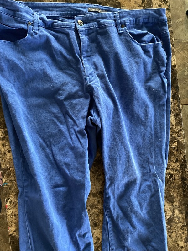 EUC Faded Glory Women’s Plus Size 26 Blue Colored Jeans