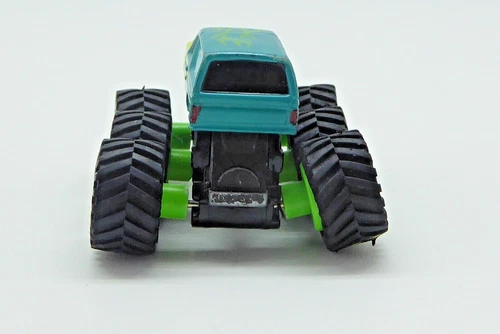 Micro Machines Vintage Galoob RARE 1993 Insane Green 6 Wheeler Monster Truck - Picture 6 of 8