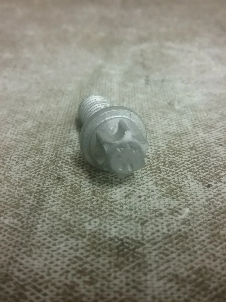 GM 11094881 Perno/Tornillo, Soporte Bobina de Encendido M8X16 Foto 3 de 3