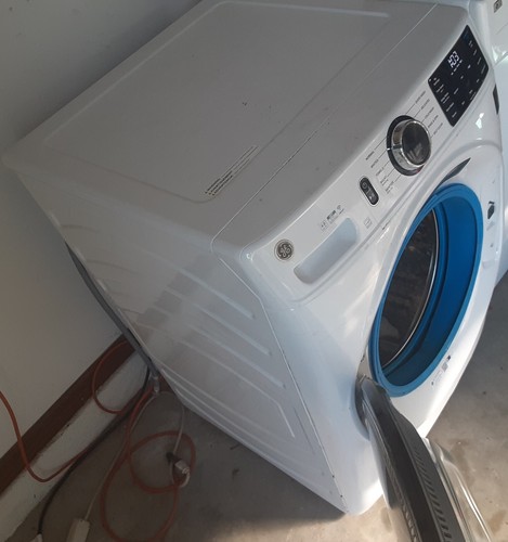 GE Washer Model GFW550SSN2WW - Front Loader - Picture 13 of 19
