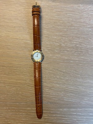Omega Constellation Lady Stahl und Gold Lünette 18 Karat 24mm mit Lederarmband