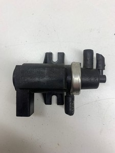 Volkswagen Golf IV 2001 Diesel Turbolader Druckwandler Magnetventil DRA22414