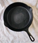 Vintage Griswold No. 7 Small Logo Cast Iron Skillet Frying Pan 701 H Erie PA USA