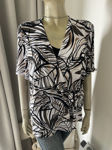 FELLA HAMILTON Top Sz 12 - BUY Any 5 Items = Free Post