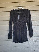 Fashion Nova Women's Natalie Plisse Romper Xsmall  Long Sleeves  V Neck