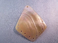 Gold Lip Shell Mother Of Pearl Pendant 1pc