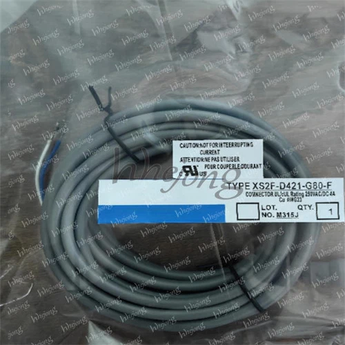 one For Omron XS2F-D421-G80-F plug wire Cable NEW