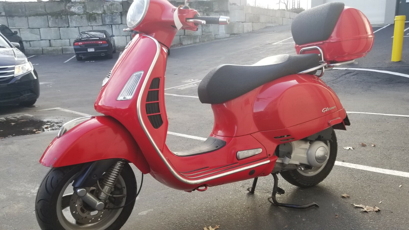 2006 Other Makes GTS 250ie  Red Vespa GTS 250 ie Scooter Motorcycle in great running shape indoor stored