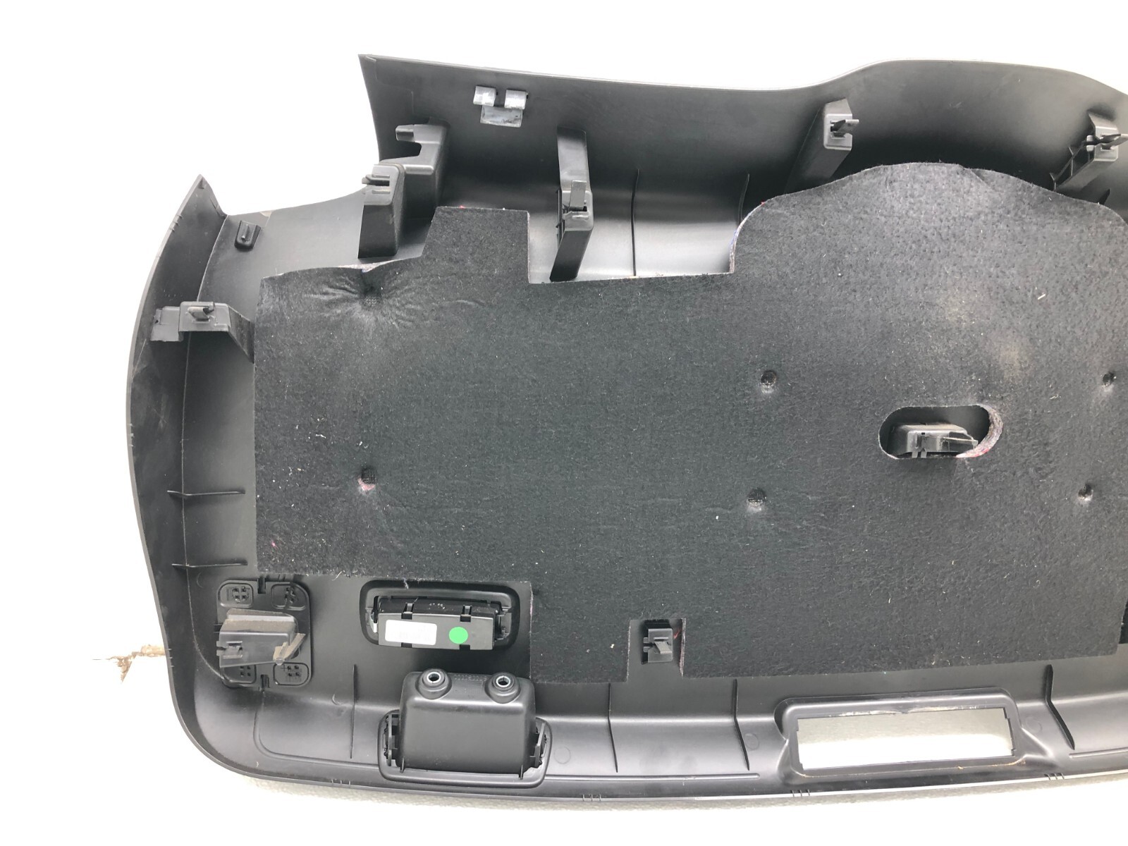 2017-2020 MASERATI LEVANTE REAR TRUNK LIFTGATE LOWER TRIM COVER PANEL OEM #NOTES