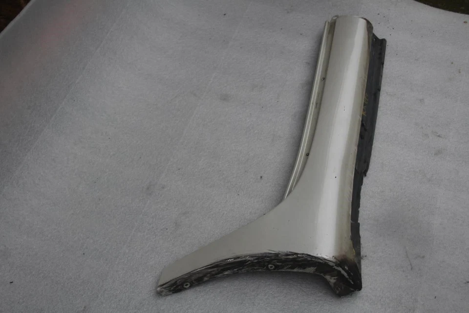 2001 2002 2003 2004 LEXUS LS430 PANEL BASCULANTE TRASERO DERECHO MOLDURA 75855-50031 Foto 2 de 4