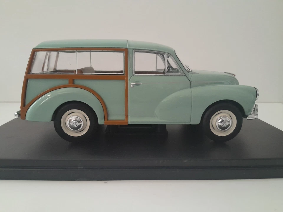 R19 1/24 Auto Vintage Morris Minor 1000 Traveller 1958 Hachette DeAgostini Atlas - Immagine 3 di 4